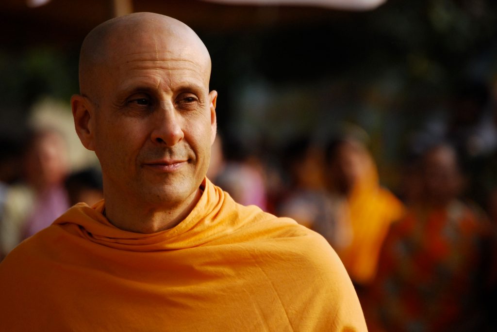 Bhakti Yoga – The Path of Love (RadhanathSwami.com)